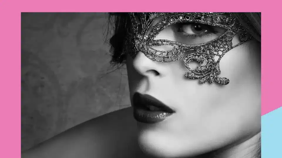 A woman's face in a lace mask, in black and white, Le Son du Désir artwork